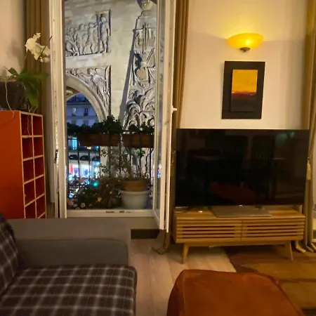 Appartamento Romantic In Parigi